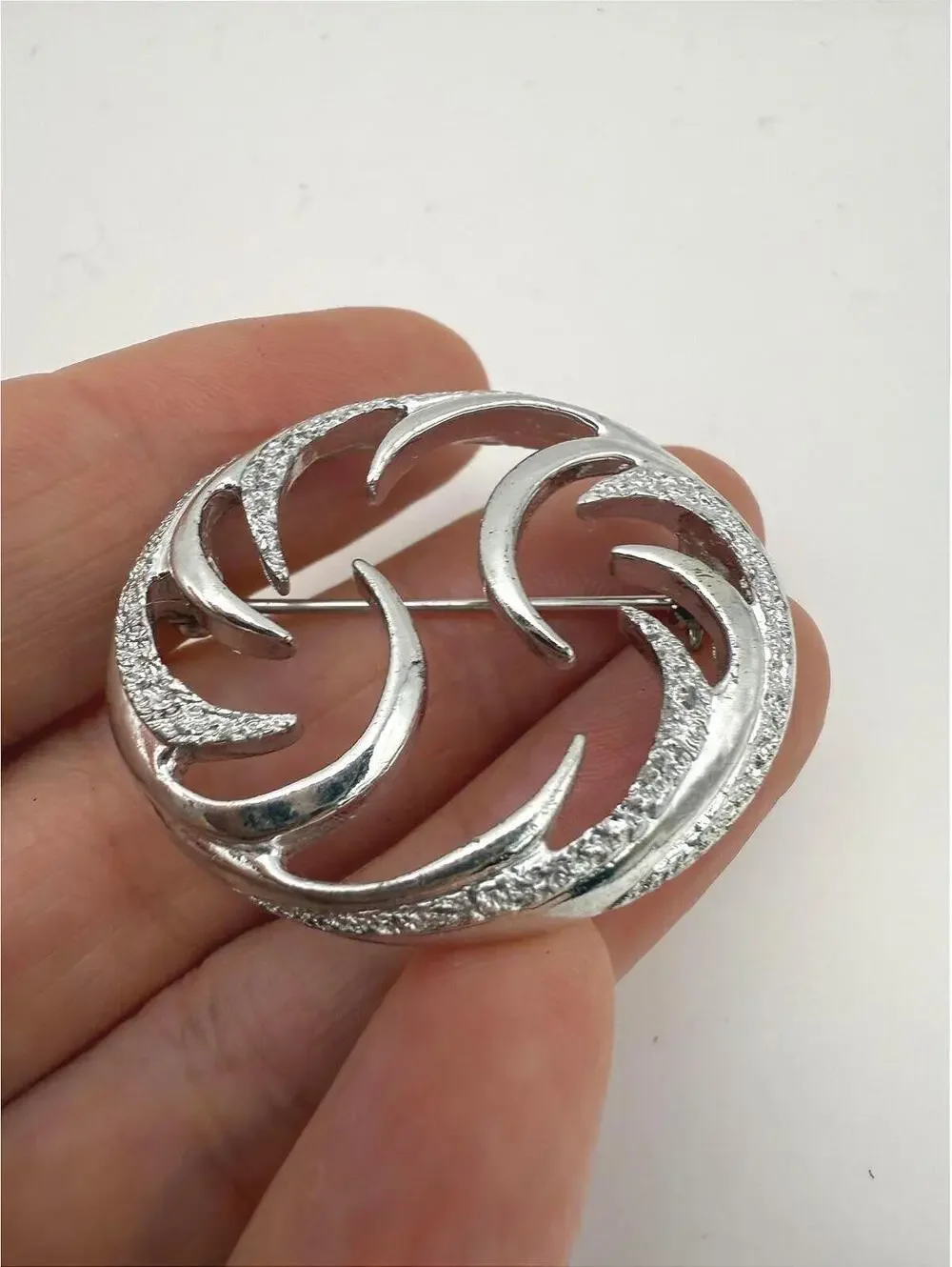 Silver Tone Textured Crescent Brooch Pin Sarah Coventry